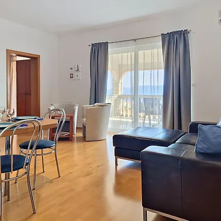 Appartamento By Interhome *